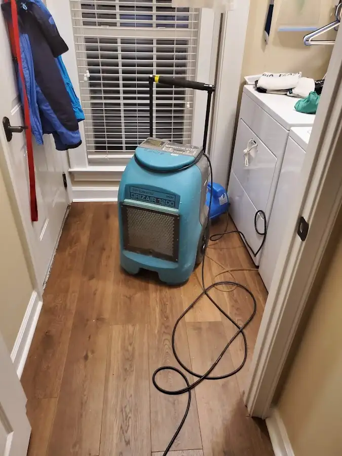 Commercial dehumidifier deployed for Crawl Space Restoration in Pacific